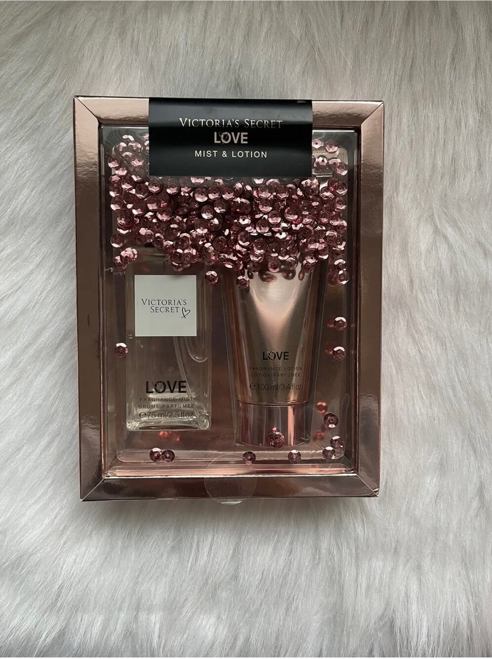 VICTORIA'S SECRET LOVE MIST AND LOTION GIFT SET FRAGRANCE & LOTION BRAND NEW